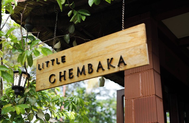Ours is a one bedroom villa just at the canalfront of the Kumarakom Backwaters.