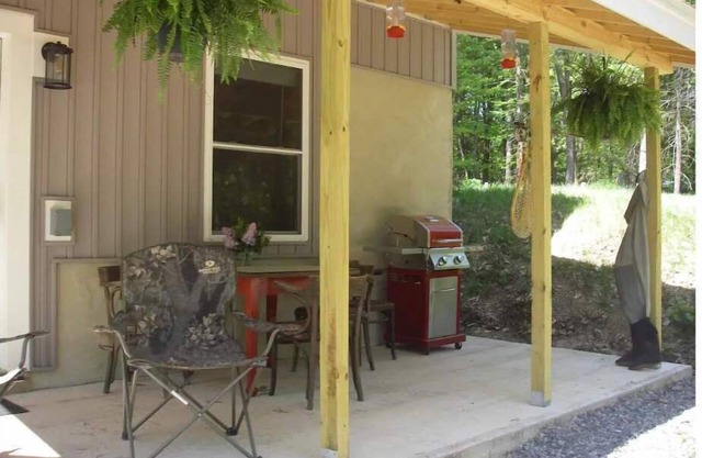 Outdoor Enthusiast's Peaceful Hideaway, Weikert
