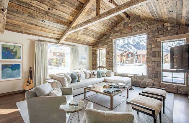 Outpost: Shooting Star Cabin 13 - Private Hot Tub