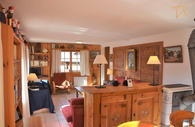 Outside: 6-room chalet, located on the road to the old village, balcony crossing, for 10 people. -In