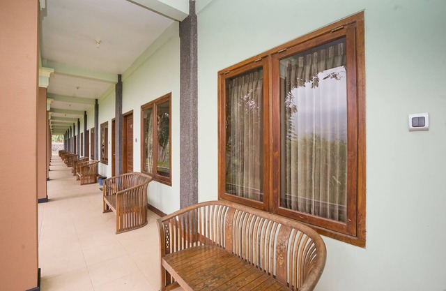 OYO 1483 Hotel Bumi Bermi Permai