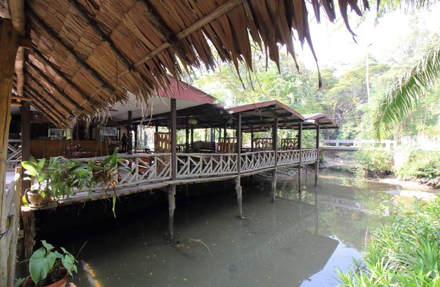 OYO 476 Ban Rimnam Resort