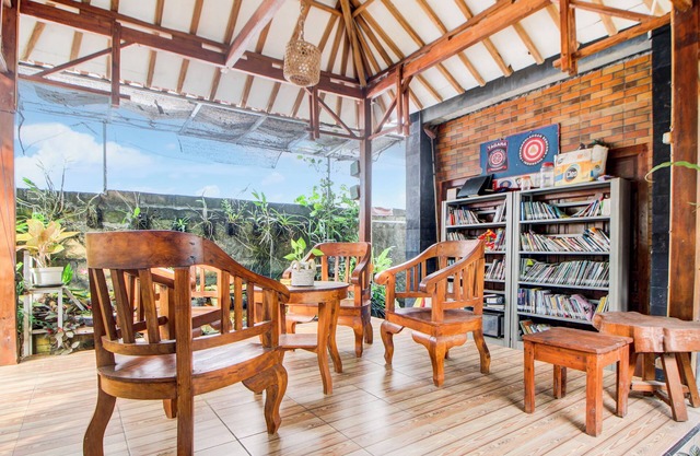 OYO 94377 Maryam Homestay Syariah 2