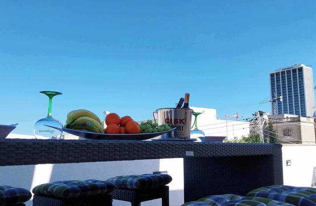Paceville Luxury Holiday Maisonette sleeps 9, top nightlife and beachdays.