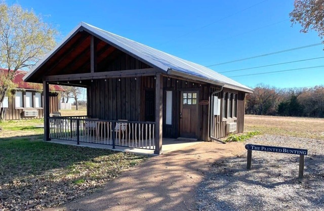 Painted Bunting Cabin (15 MIN to Magnolia/Baylor)