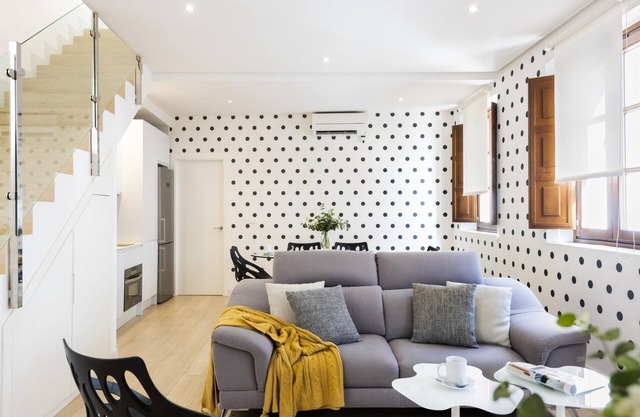 PALACIO BUENAVISTA LUXURY APARTMENTS 2.1.