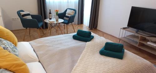 Panorámás modern lakás a történelmi belvárosban