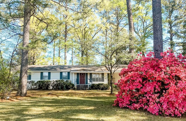 Papaw Wheeler's Wooded Retreat