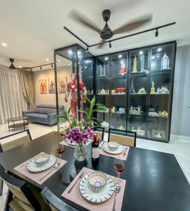 Paradigm Platino MarvelClassic 3BR 10PAX