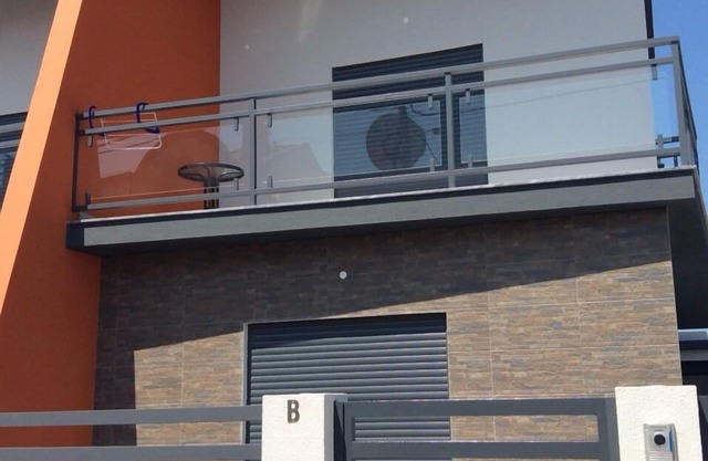 Paradise Terrace House