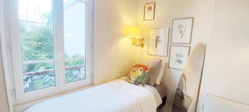 PARIS AUTHENTIC HOUSE Small, bright and calm studio