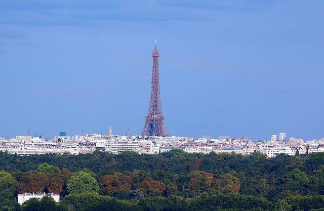 Paris Bella Vista With Panoramic View On Paris City And Eiffel Tower