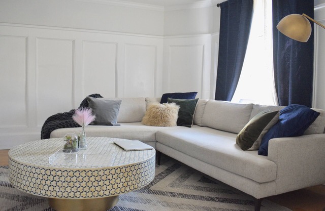 Park-Like, Family Friendly Home - Walk to Parks and Shops - Only 25 min to NYC
