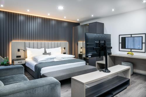 PARKHOTEL BRAUNAU - 24 Stunden Self Check-IN