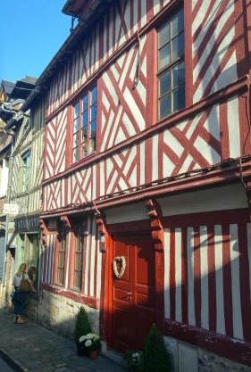 -Parking privé -La Batisse -Coeur historique - La Clef de Honfleur
