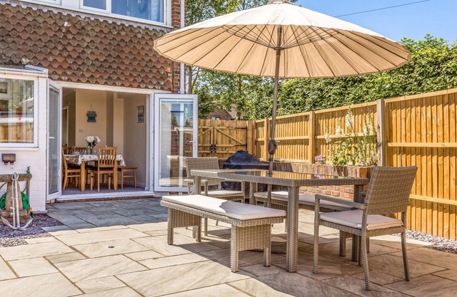 Pass the Keys | 3 bedroom Cottage in the heart of beautiful Bosham