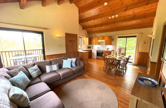 Pass the Keys | Beautiful 3BR Lodge - Stunning Beach and Golf Location