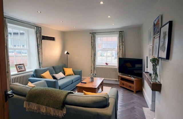 Pass the Keys | Beautiful Listed Historic House