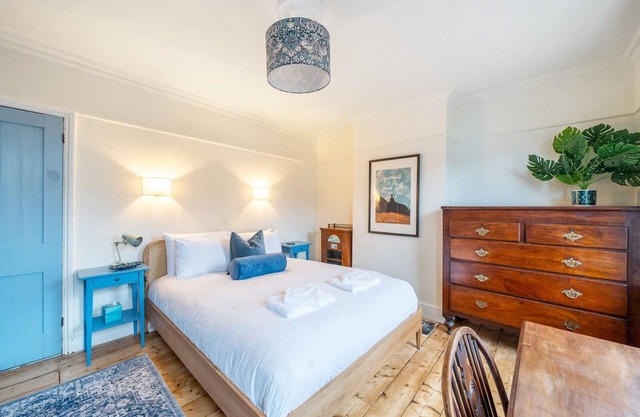 Pass the Keys | Charming 4BR Victorian Townhouse - Central Oxford