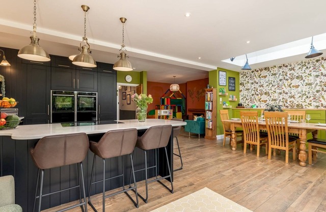 Pass the Keys | Stunning Edwardian Home in the Chilterns