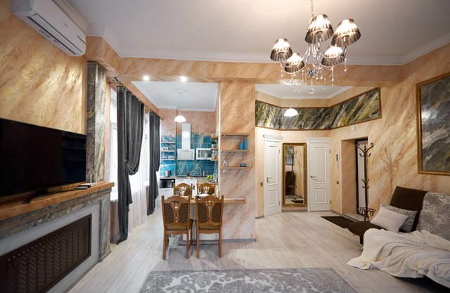 PaulMarie Apartments on Prs. Lenina