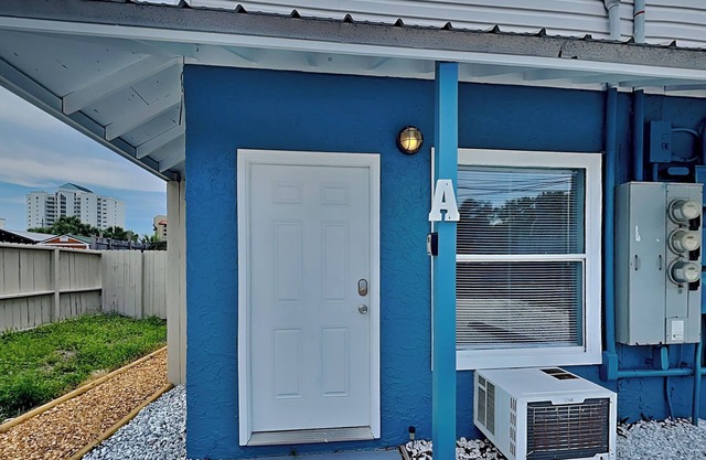 PC Beach Retreat A | Near Beach with Outdoor Shower
