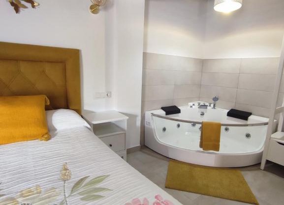 PEÑAFIEL DREAMS con JACUZZI