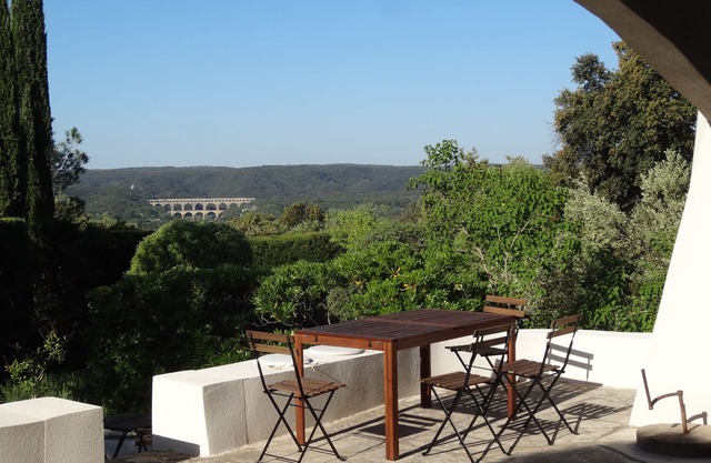 Peace And View On The Pont Du Gard