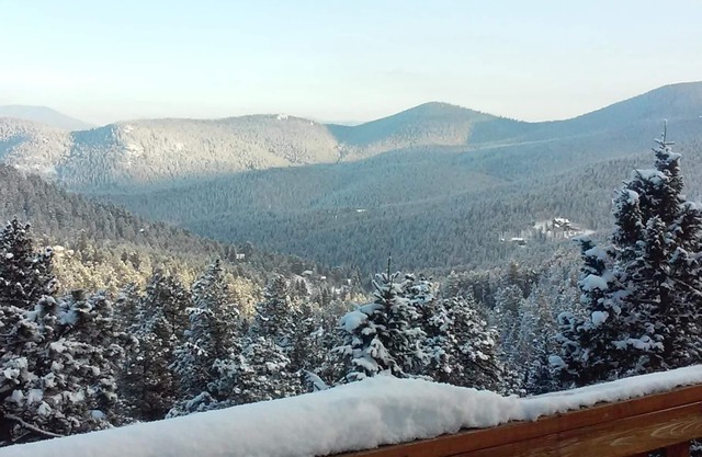 Peace of mind. Amazing view,Family Friendly, Minutes from Dwtwn