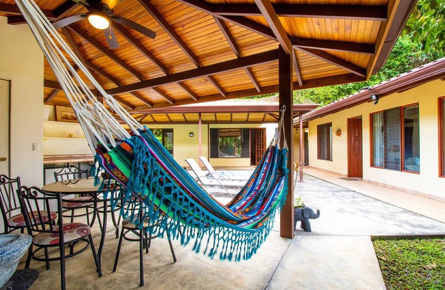 Peaceful/Beautiful Villa at the Hills of Atenas