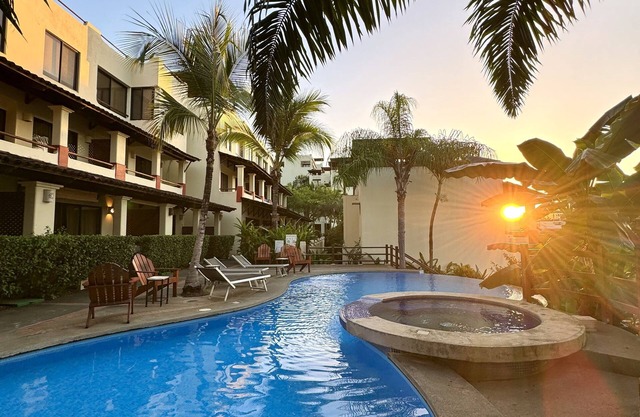 Peaceful Bliss Condo inside a 6 pool Complex