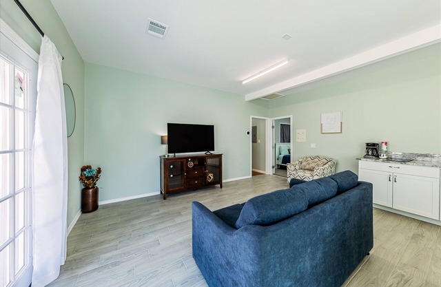 Peaceful Harvest Home in Hutto