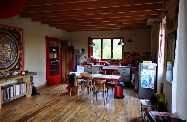 Peaceful haven with garden in the heart of Saou