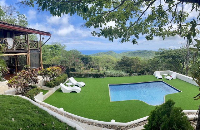 Peaceful Hillside Villa with Stunning Views
