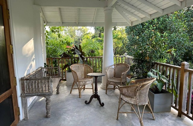 Peaceful jungle villa - 3 Ensuite Bedrooms, Infinity pool & 10 mins to the beach