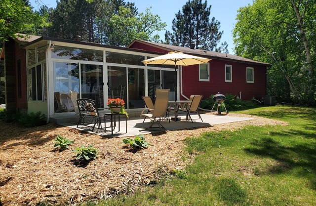 Peaceful Lake Retreat!