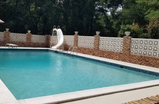 Peaceful Pensacola Estate on 2 acres. 20x40 gunite pool! Large gazebo w/hot tub!