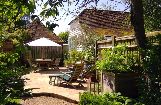 Peaceful, Picturesque, Stylish Property in Traditional Converted Barn