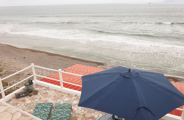 PEACEFUL ROMANTIC GETAWAY just 20 minutes from the International Border!