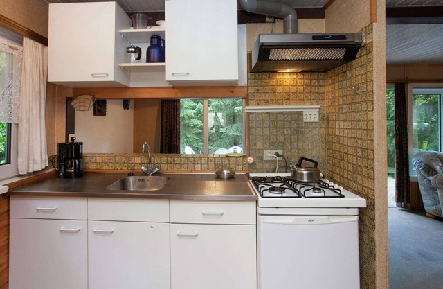 Peacefully chalet in Lanklaar with garden