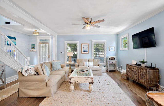 Peach Perfect - Chesapeake Properties