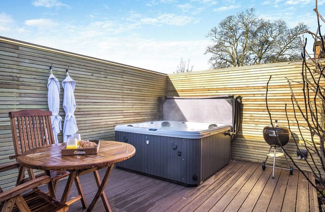 Peartree Cottage - UK45496