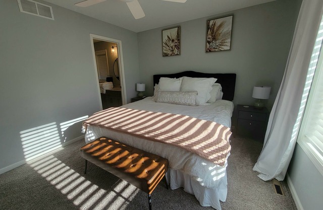 Pebble Creek House/2 BR, 2Ba, Pet Friendly, attached garage & 15 min to Mayo!
