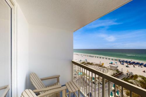 Pelican Beach Resort 502
