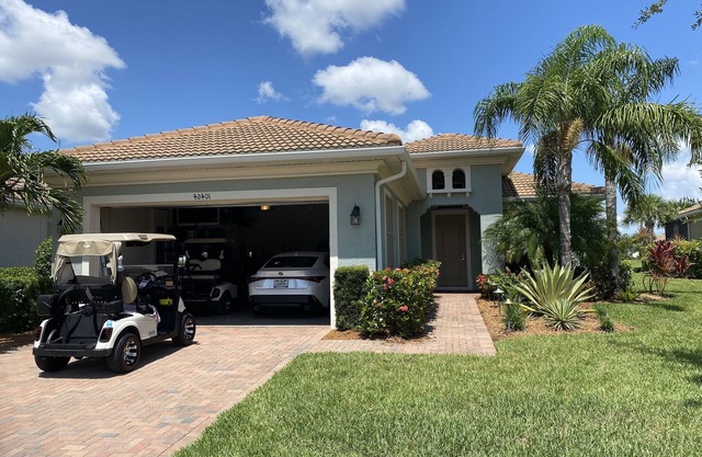 Pelican Preserve - Over 55 golf community — Golf Available