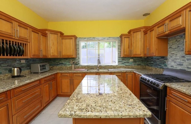 Pelican Villa in St. Elizabeth