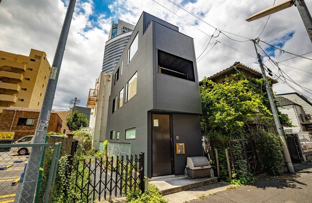 Pencil House | Shinjuku | Close to Central Park