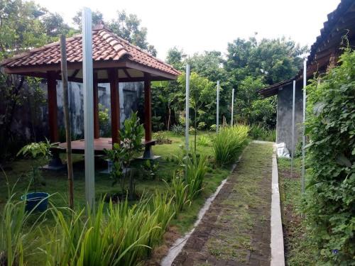 Pendopo Kayuwanan Syariah Near Terminal Giwangan