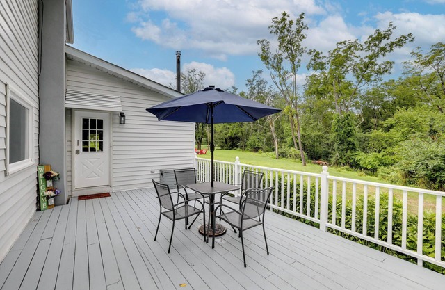 Pennington Home w/Deck ~ 9 Mi to Princeton!