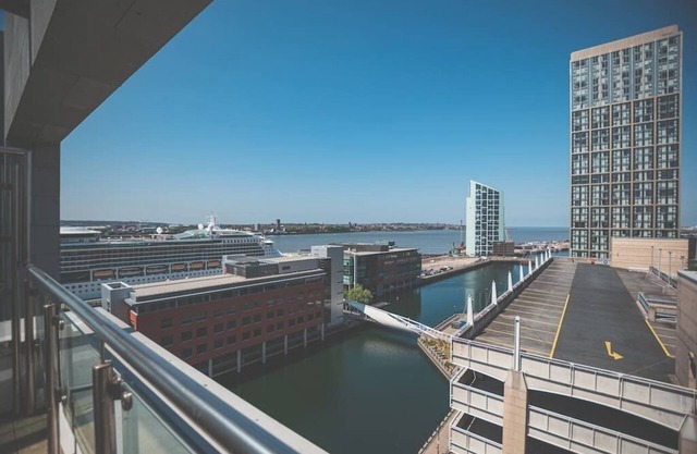 Penthouse, 3 Bedrooms, with Balcony